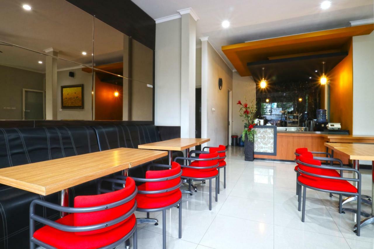 Chiaro Hotel Syariah Sidoarjo Eksteriør bilde