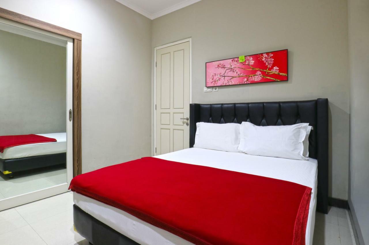Chiaro Hotel Syariah Sidoarjo Eksteriør bilde